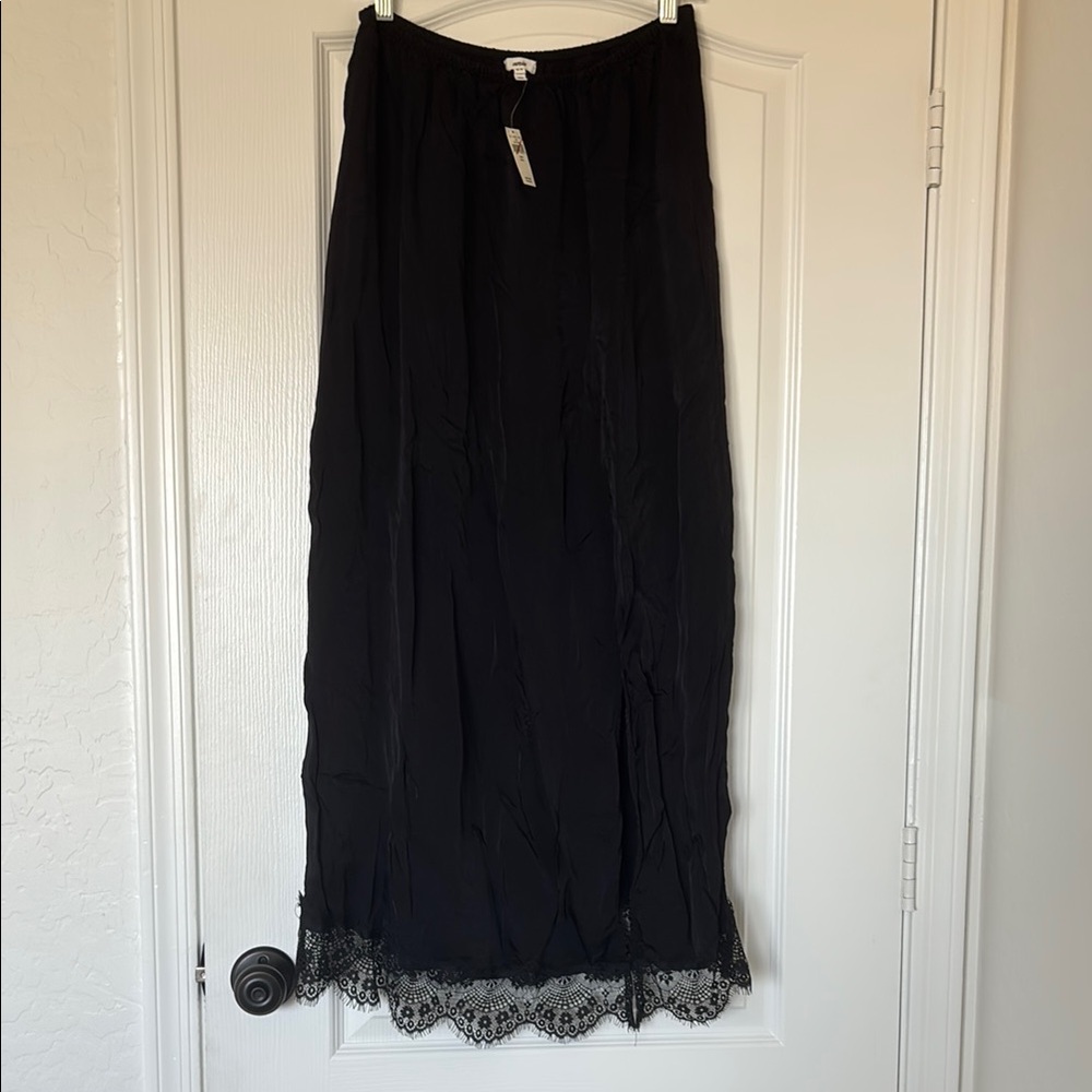 NWT Aerie Black Maxi Lace Trim Skirt